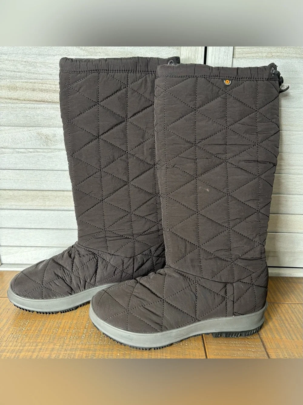 NWT Bogs Snowday Tall Quilted Waterproof Winter Boots Brown Size 6
